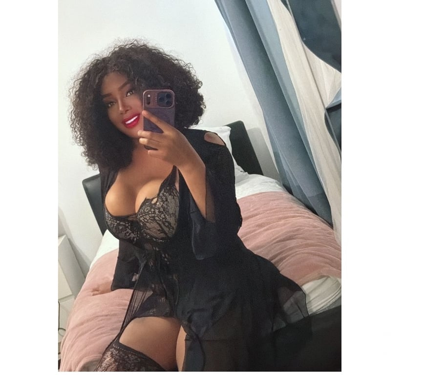 Escorts Cheshire West and Chester Chester - Cheshire West and Chester - Photos for Sophie black ebony girl party 🎉
