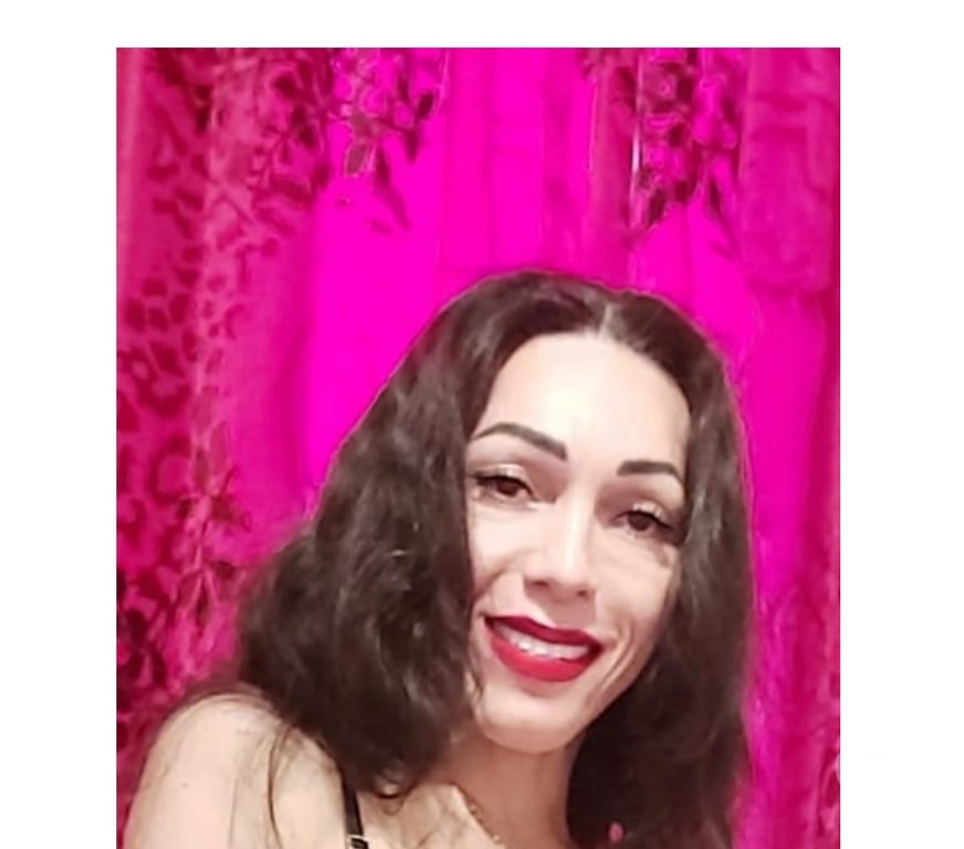 Trans Escorts East London Redbridge - Photos for gonna to draw a heart on your back with my fire brush