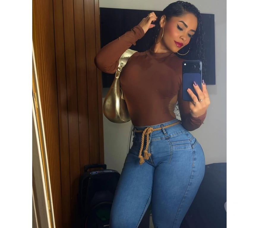 Escorts Greater Manchester Bolton - Photos for Carla 100% real party 🎉