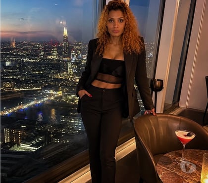 Trans Escorts Watford High Street Station Watford - Photos for Asian Transexual Suki Singaporean