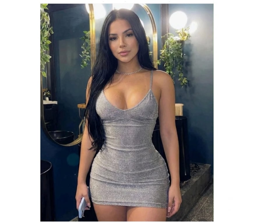 Escorts North West London Hendon Central Station - North West London - Photos for 🔥BRAZILIAN GIRL £50 15 mints 7721461310 wats 😈