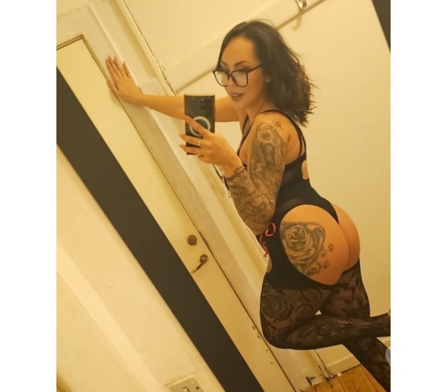 Escorts Devon Torbay - Photos for ELYSA-Party girl-Real Pics 100% !!