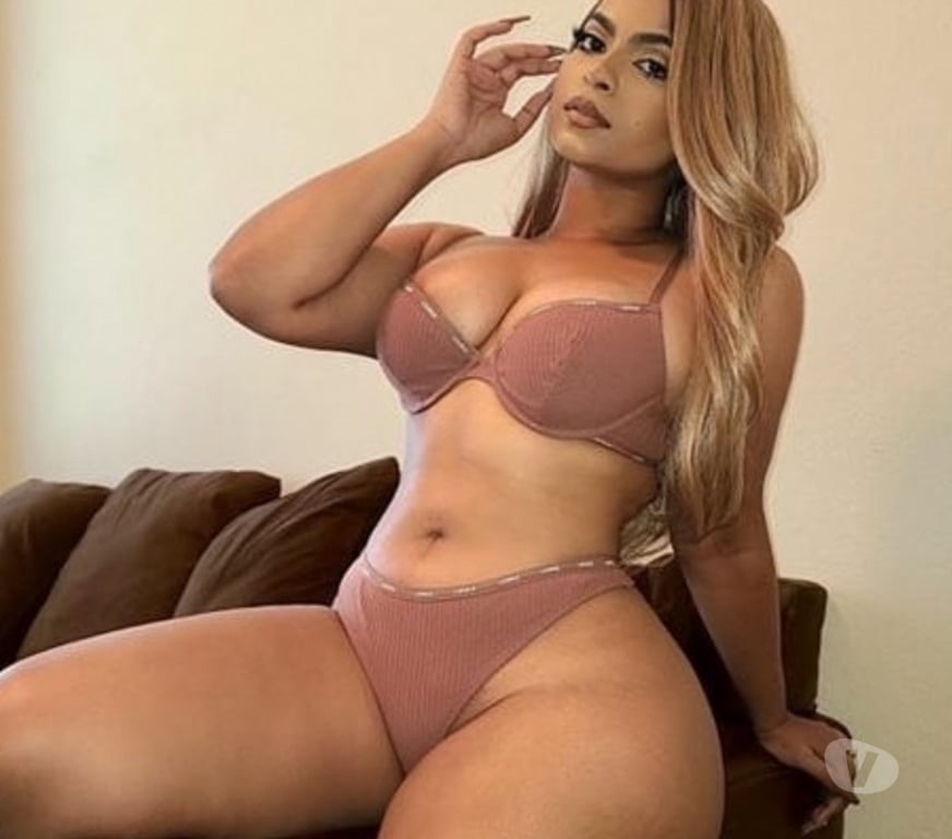 Escorts East London Redbridge - Photos for HELLO I AM REBECCA NEW ESCORT 🔞 ON TOWN!