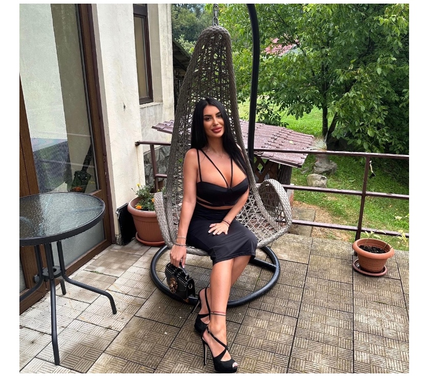 Elland - Calderdale — EMMA NEW IN TOWN🥰best time❤️