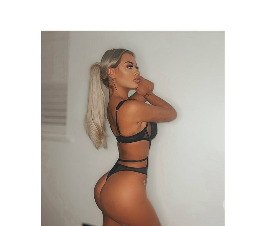 Escorts West Yorkshire Wakefield - Photos for 💕 ELENOR BRITISH 💕 07415196656 WAKEFIELD