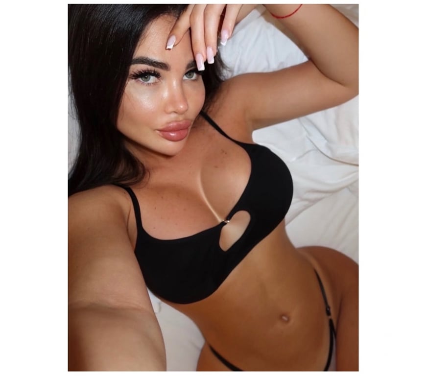 Escorts South East London Surrey Quays Station - South East London - Photos for SEDUCTIVE BRUNETTE, HOT AND FUN GIRL FOR YOU 🔥💋