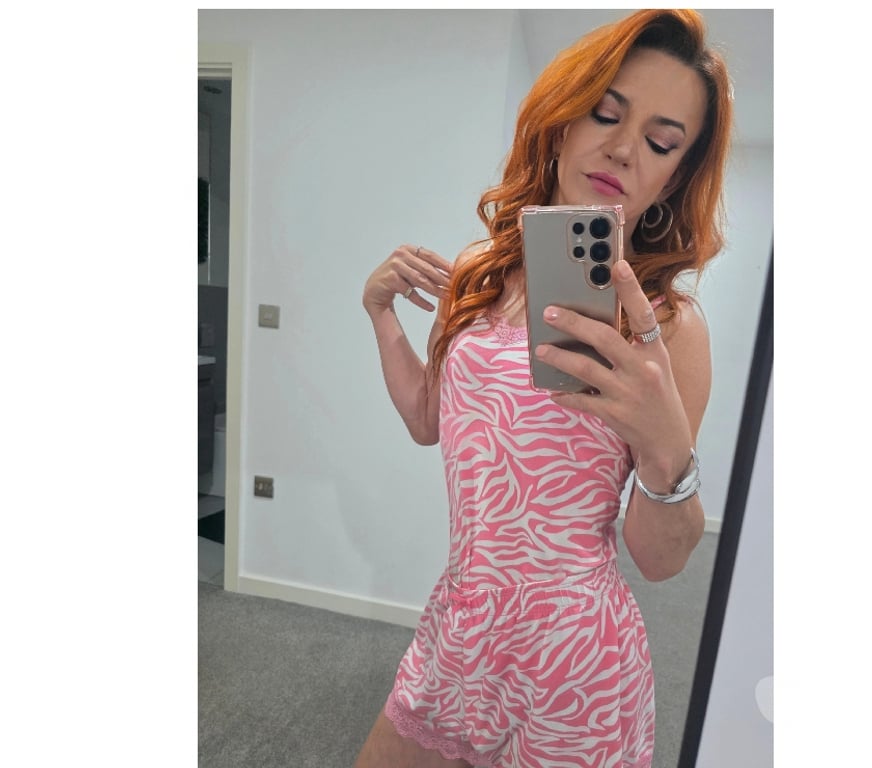 Escorts North West London Hampstead - North West London - Photos for Tiny Top Brazilian