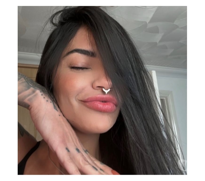 Escorts East London Canary Wharf - East London - Photos for BIA🇧🇷MORENO🇧🇷PARTY🇧🇷NATURAL