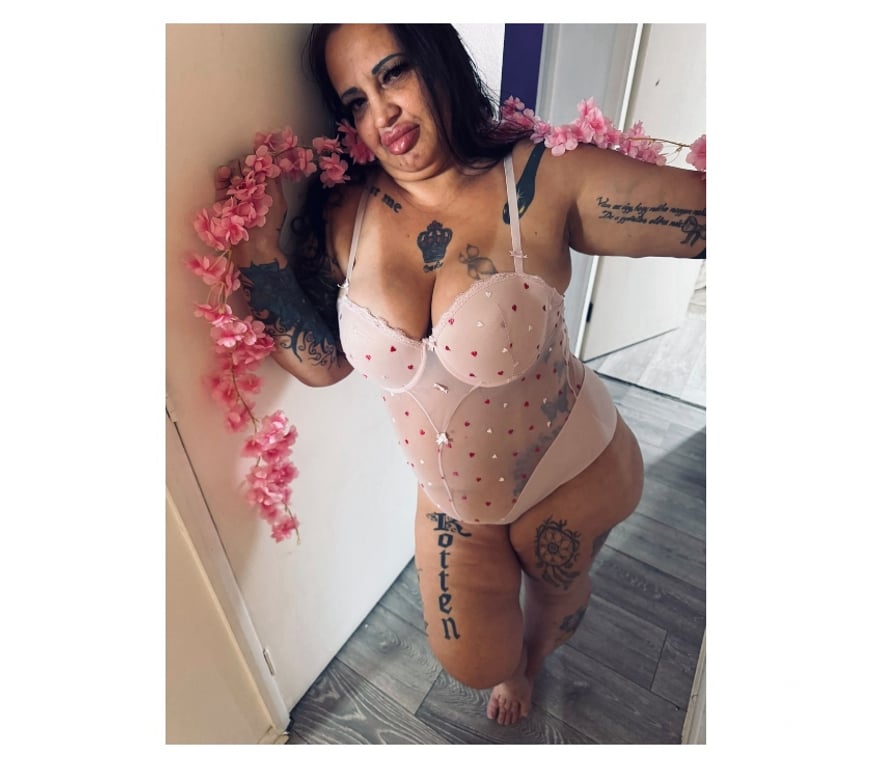 Escorts East London Chingford - East London - Photos for MILF CHLOE 🫦 NEW IN AREA 🫦
