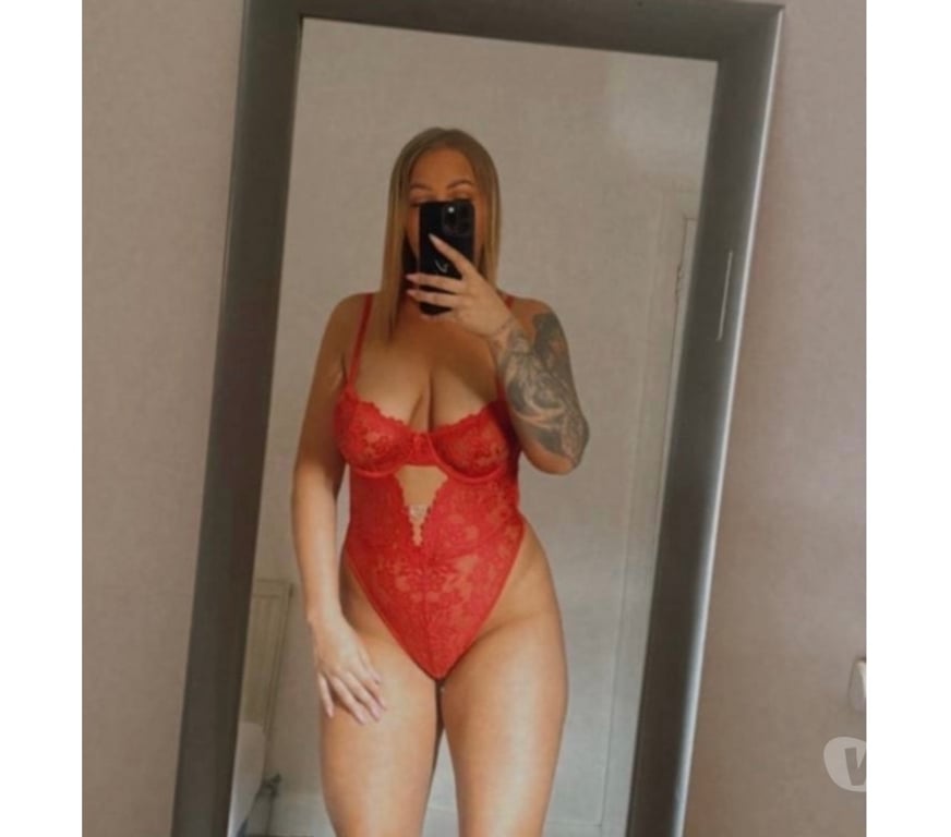 Escorts Buckinghamshire Milton Keynes - Photos for Cataleya big boobs and curvy body 100% real pic