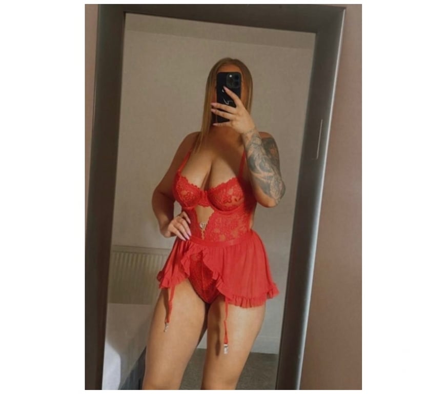 Escorts Buckinghamshire Milton Keynes - Photos for Cataleya big boobs and curvy body 100% real pic