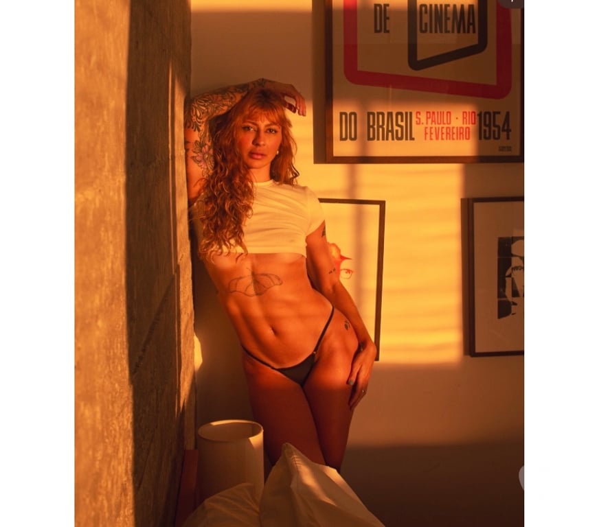 Escorts South West London South Wimbledon - South West London - Photos for Mirela LUXURY BRAZILIAN GIRL🇧🇷New IN town🥂