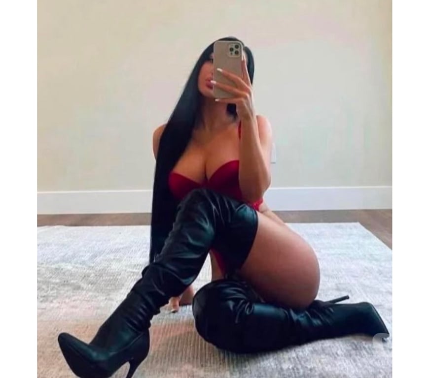 Escorts Hertfordshire St. Albans - Photos for ELLA WET!💦New in town!BEST OWO