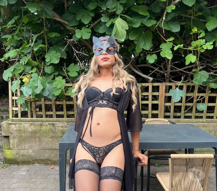 Trans Escorts Peterborough Peterborough City Centre - Peterborough - Photos for Bruna Brazilian 🇧🇷 TOP AND BOTTOM