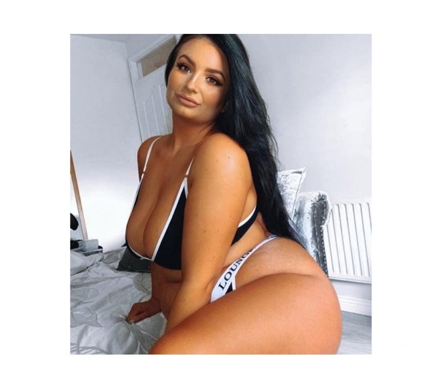 Escorts Glasgow Rutherglen - Glasgow - Photos for 😘NEW PARTY GIRL IN CITY😘