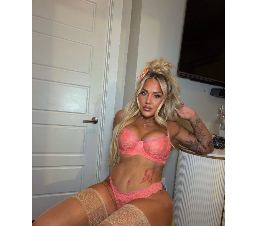 Escorts Suffolk Ipswich - Photos for HOT GIRL NEW IN TOWN BEST OWO BEST PARTY