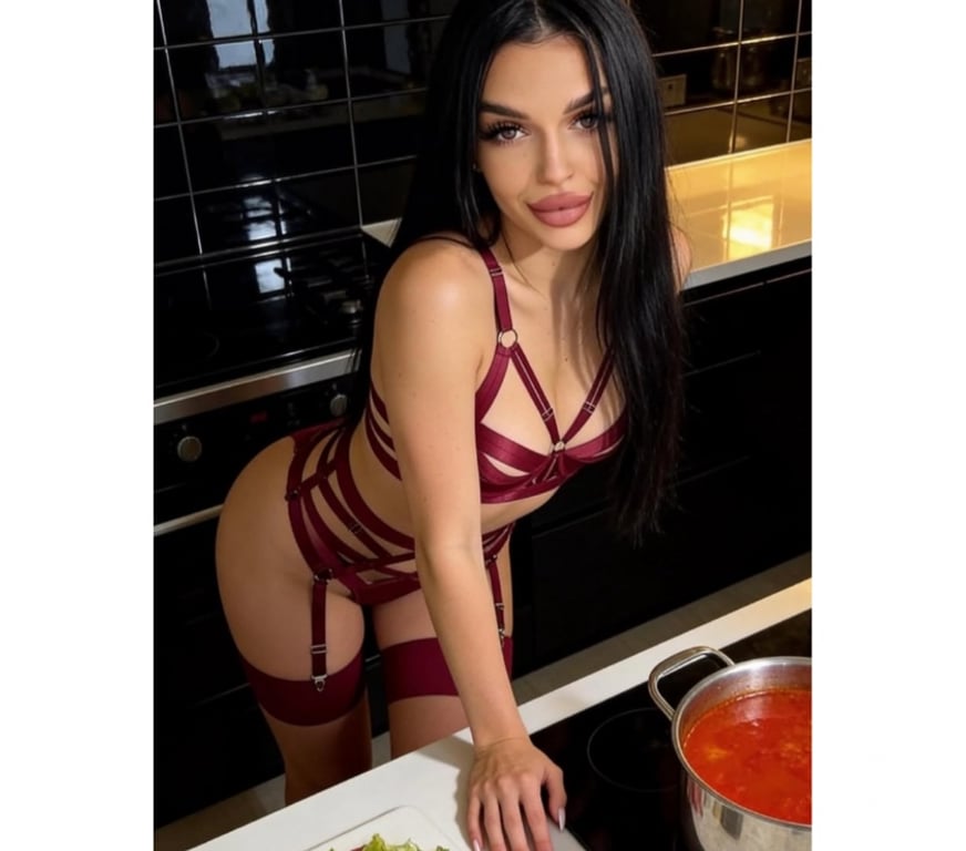 Escorts Hertfordshire Stevenage - Photos for Mara naughty brunette just outcall