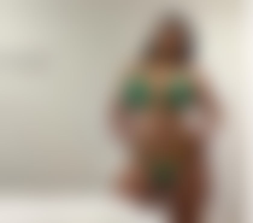 Escorts West Yorkshire Bradford - Photos for BABY HOT 19 YEARS 😈😈😈
