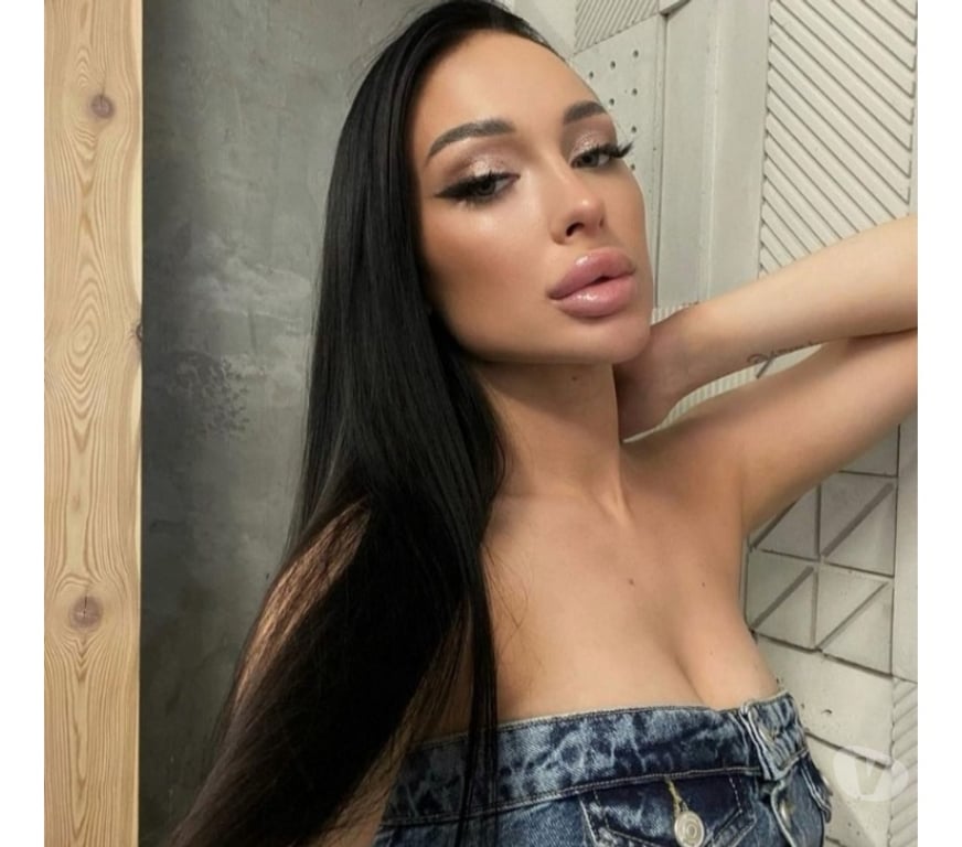 Escorts Hertfordshire Hertsmere - Photos for Naughty girl around outcall