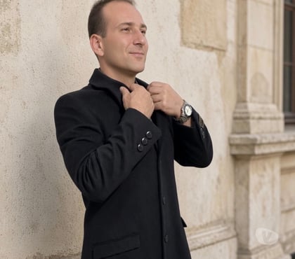 Escorts Wembley Brent - Photos for Gentleman companion - NW London - dinner, events & discreet