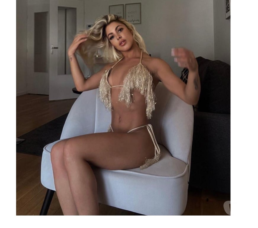 Escorts Hampshire Portsmouth - Photos for Doll real French kiss included, no rush, caring pettite