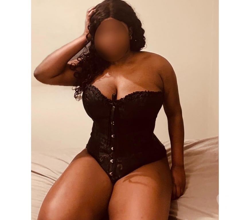 Escorts South West London Vauxhall - South West London - Photos for BlackBritishJessica💖 Incalls near Vauxhall Station