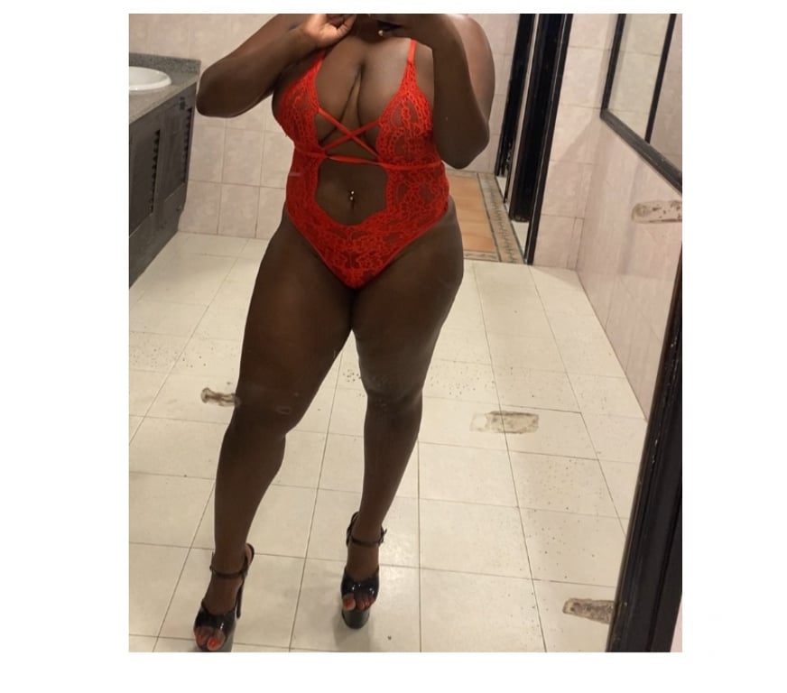 Escorts Essex Chelmsford - Photos for *NEW IN TOWN* CURVY BLACK BRITISH QUEEN🇬🇧👸🏿