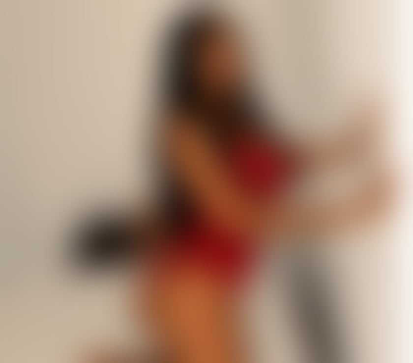 Escorts West London Hounslow - Photos for 🍒NAUGHTY CHRIS 🪩 🔝HOTTEST BRUNETTE 🔝PARTY