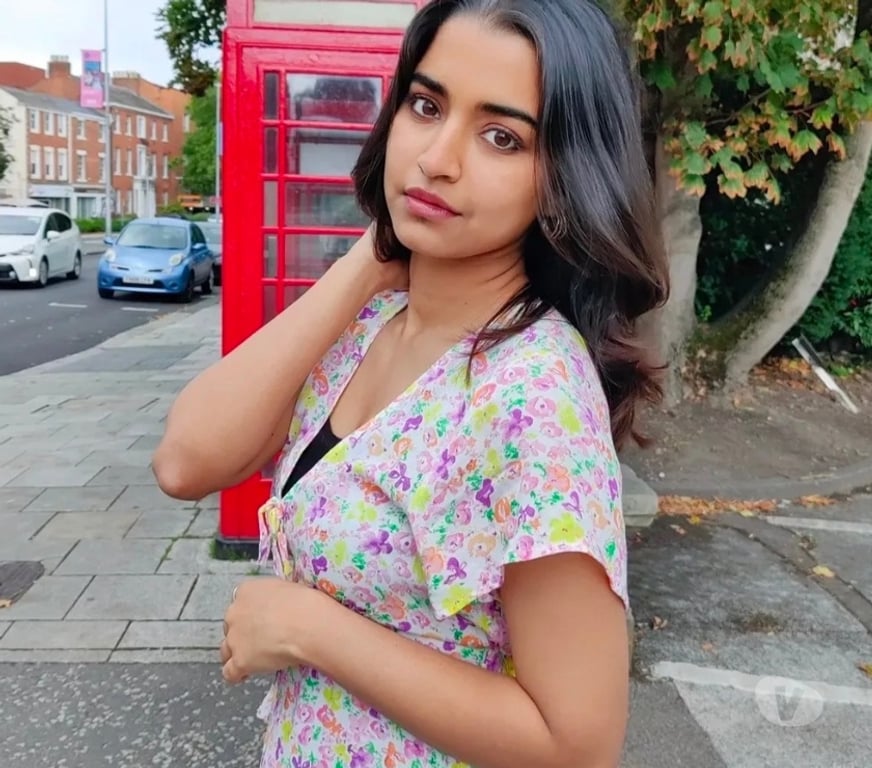 Escorts West Midlands Birmingham - Photos for Cute & Elegant Girl In Town