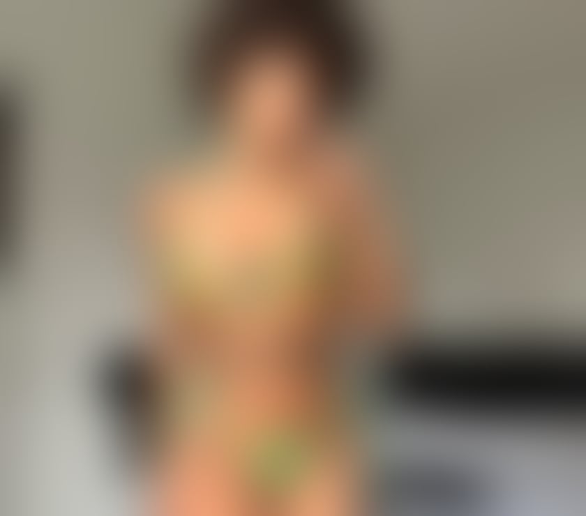 Escorts Peterborough Peterborough City Centre - Peterborough - Photos for ✨Chloe🍒Naughty Brazilian 💦 new in town ✨