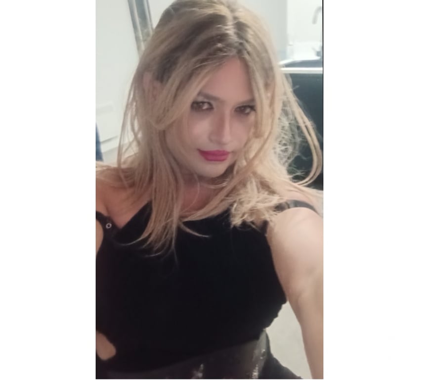 Trans Escorts North West London Cricklewood - North West London - Photos for Mellany 🔥horny🫦Brazilian 🥳 🐽TS🍆girl