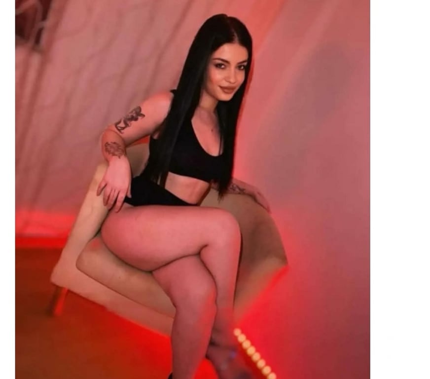 Escorts South East London Croydon - Photos for Amira 🫦PARTY 💯GIRL FULL SERVICE 🔞NO RUSH☎️