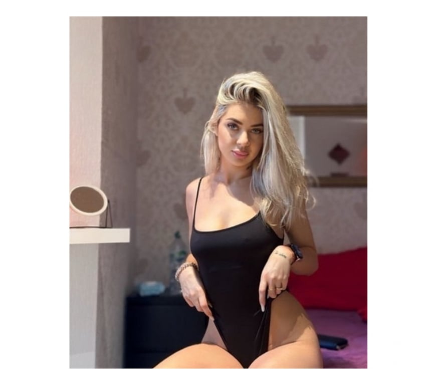 Escorts Nottinghamshire Nottingham - Photos for AMY SEXY GIRL💯HOT🍑REAL100%PARTY GIRL👅