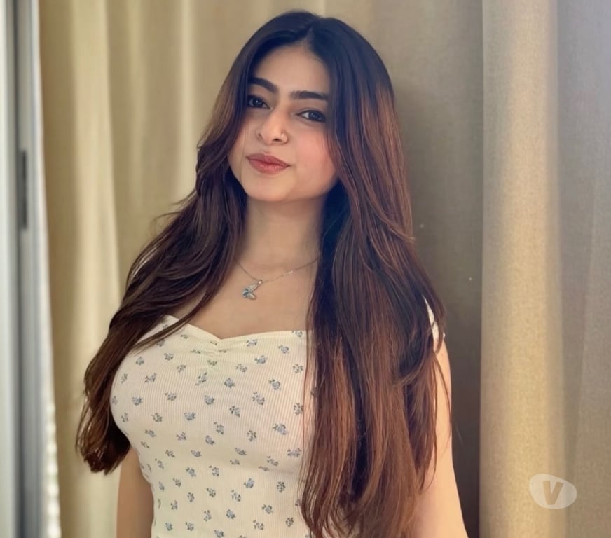 Escorts South East London Croydon - Photos for Elegant Indian Girl | Charming, Classy & Friendly