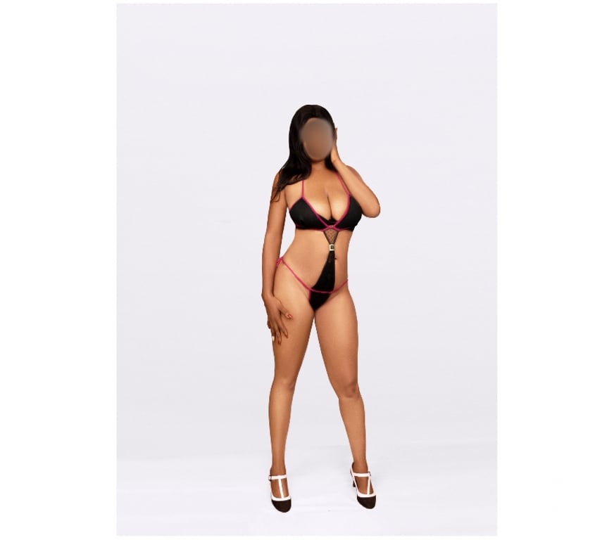Escorts West Yorkshire Leeds - Photos for Sexy ebony Bianca in Leeds city centre don't miss out