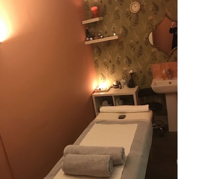 Gay escorts Bentham North Yorkshire - Photos for Experience Relaxation at Urban Euphoria Massage