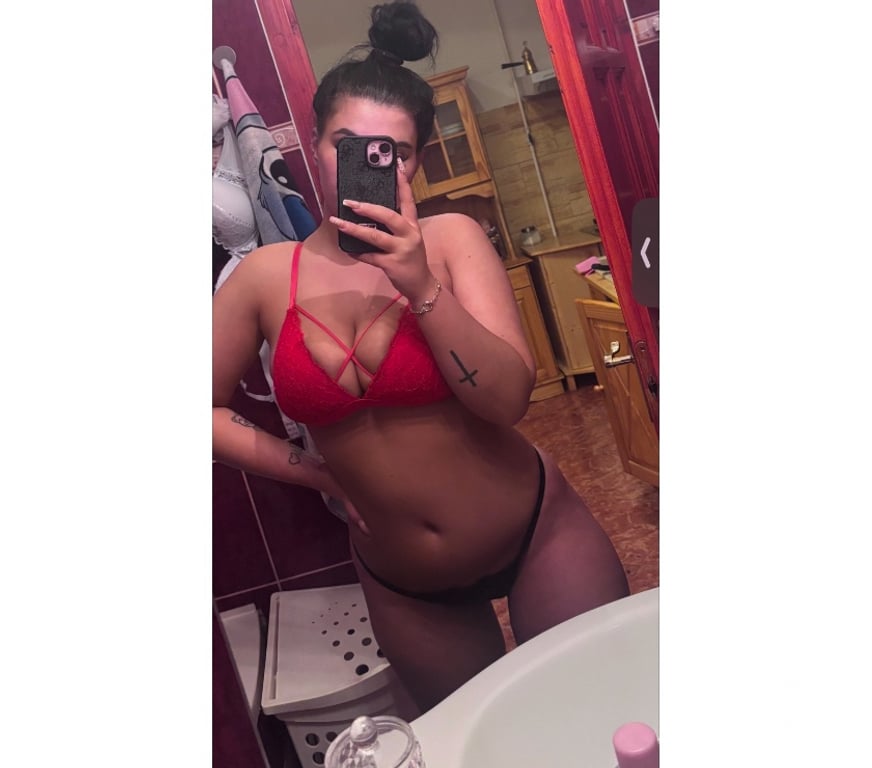 Escorts Brent Wembley - Brent - Photos for Lara💕Party💕Girl💕BIG BOOBS😍