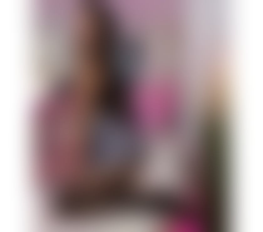Escorts West Yorkshire Kirklees - Photos for Genuine, Friendly Brunette