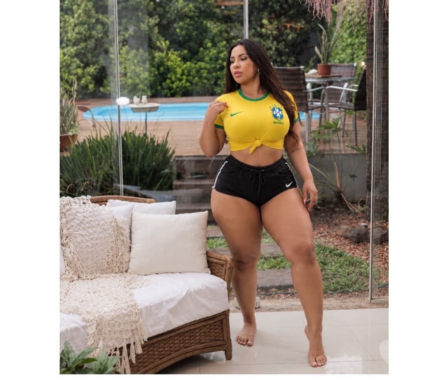 Escorts Buckinghamshire High Wycombe - Buckinghamshire - Photos for Yzís 🇧🇷 newcomer Hot 🔥 The party is here🍸