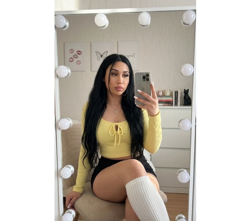 Escorts East London Poplar - East London - Photos for Arzu🇹🇷New in town🥰Delicios Curves🤩No RuSh‼️