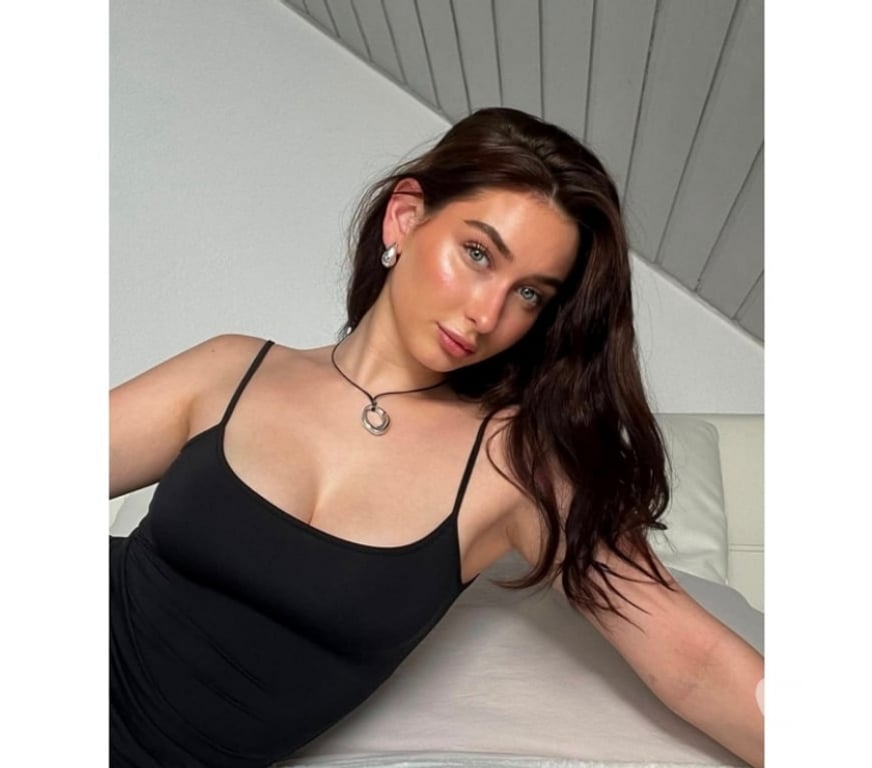 Escorts Essex Harlow - Photos for Vanessa PARTY 🥳 GIRL