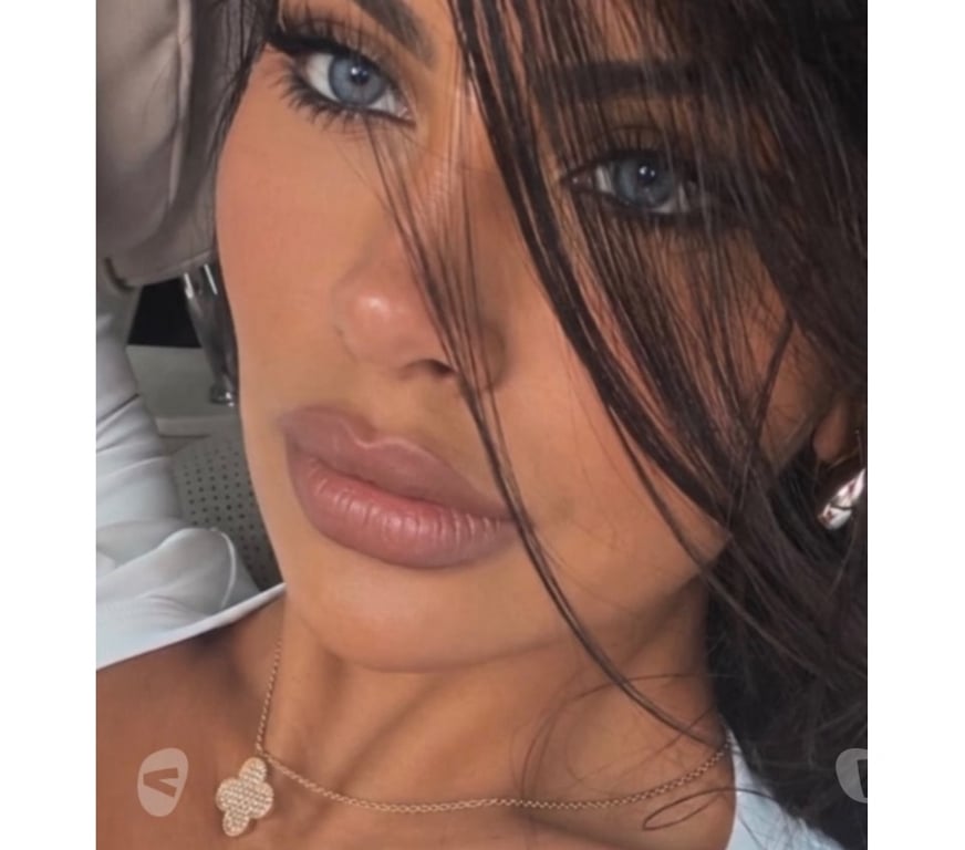 Escorts Greater Manchester Manchester - Photos for Naughty KIM 🔝PARTY GIRL 💋Owo the best💋