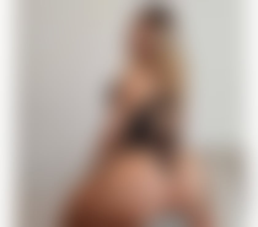 Escorts East London Whitechapel - East London - Photos for Girl's Party ☎️📞💯🥳
