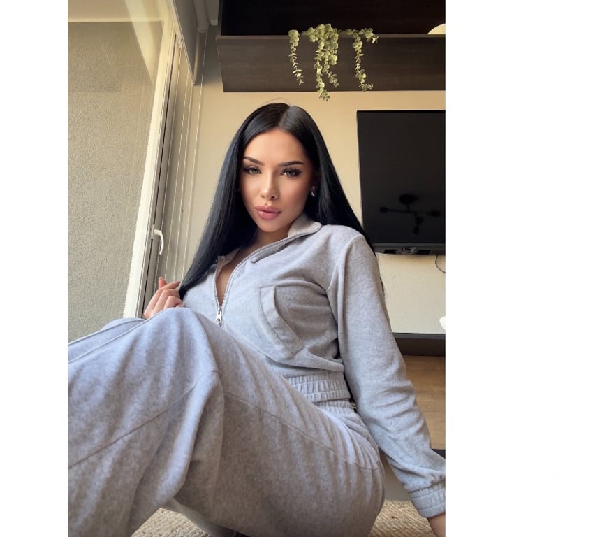 Escorts Bedfordshire Luton - Photos for 🍭🍭Party & Hot Girl 🇧🇷🥂 AVAILABLE NOW✅
