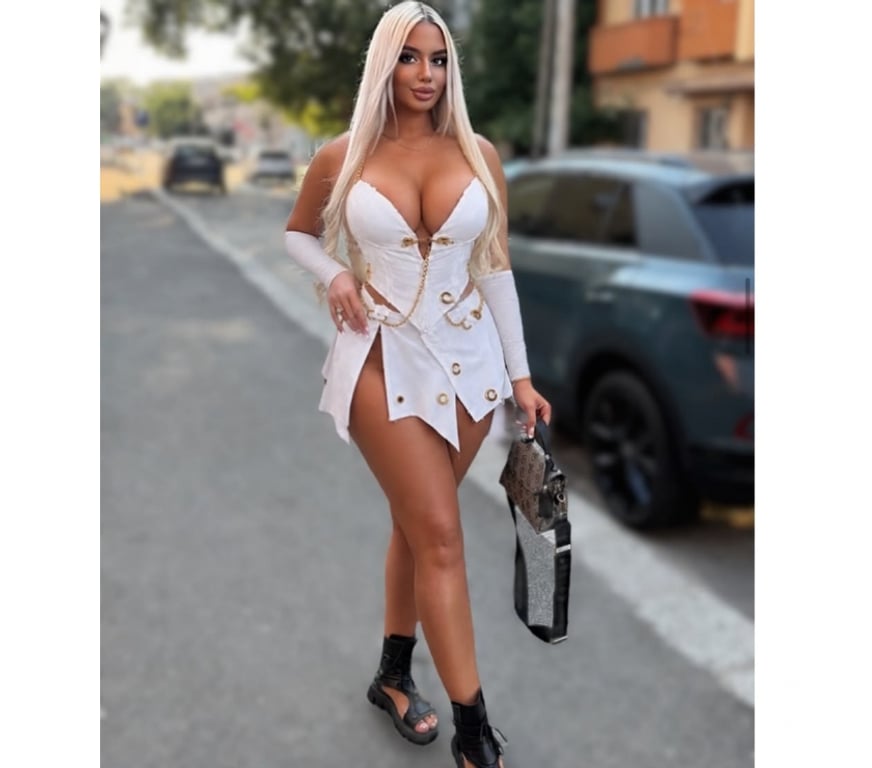 Escorts South West London Imperial Wharf Station - South West London - Photos for The best now maya