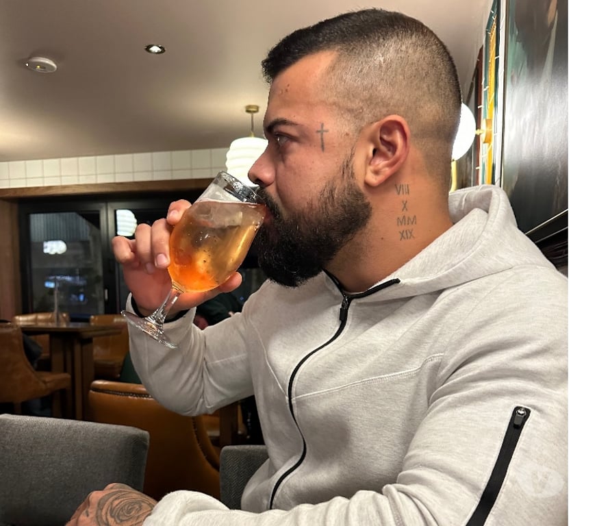  Gay massage North West London West Hendon - North West London - Photos for 🔥STRAIGHT MAN FROM BRAZIL - OUT AND DISCREET🔥
