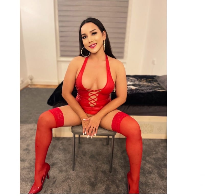 Escorts Bracknell Forest Amen Corner - Bracknell Forest - Photos for Thai Ladyboy In Your Town
