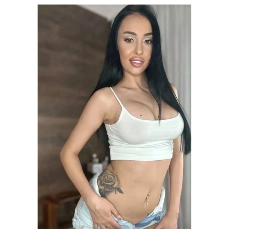 Escorts West Midlands Dudley - Photos for 🔥 The Girl You’ve Been Looking For