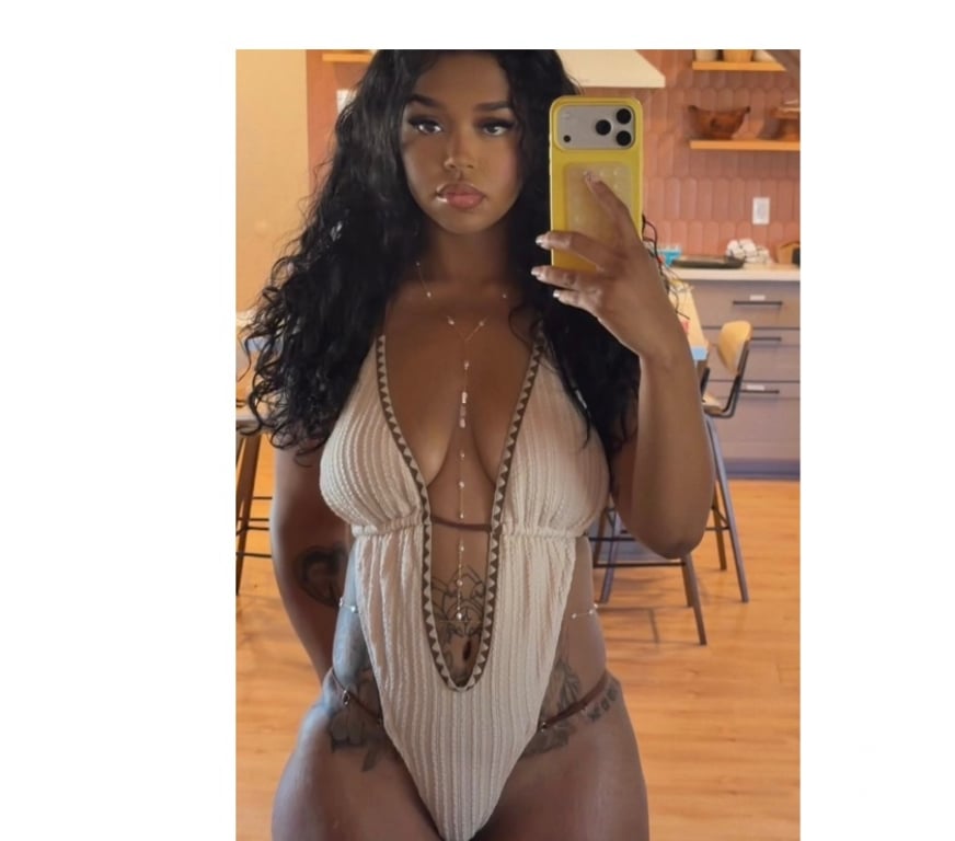 Escorts South West London Tooting Bec - South West London - Photos for Lady sexi lantin owo hot 🔥❤️🔥party