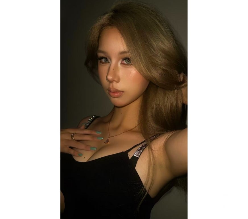 Escorts Merseyside Knowsley - Photos for Hot South Korean girl